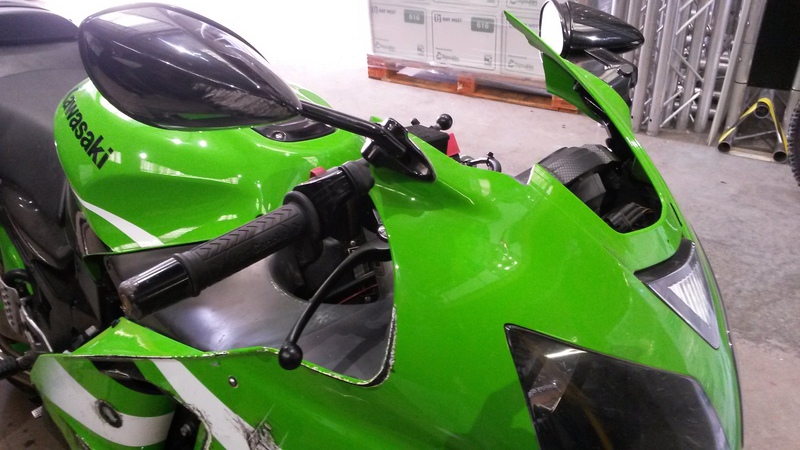Pauls One Off Customs - Kawasaki ZX12R Project