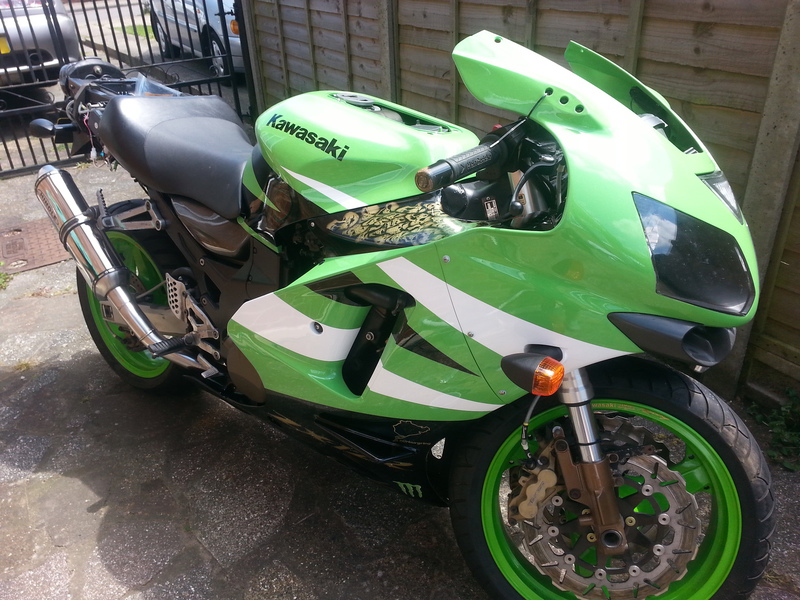 Pauls One Off Customs - Kawasaki ZX12R Project